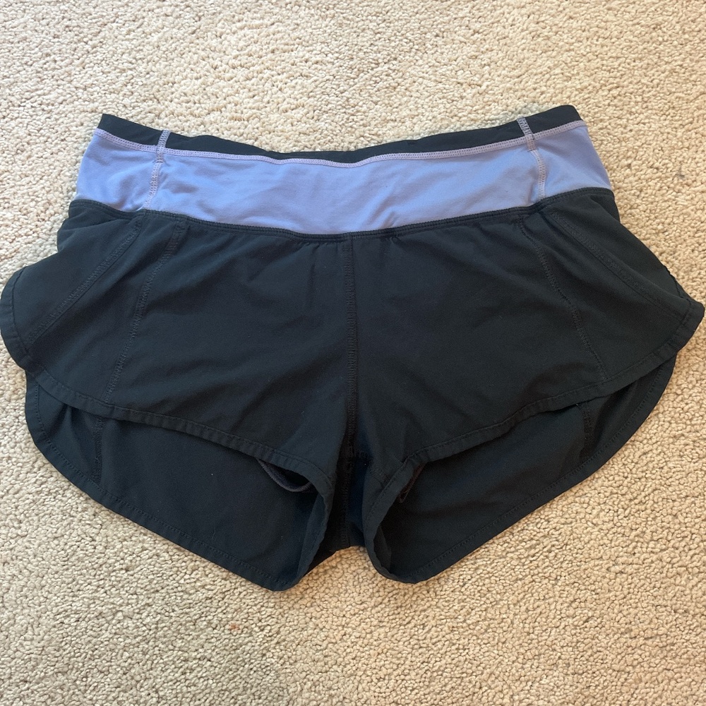 lululemon shorts size 2!!